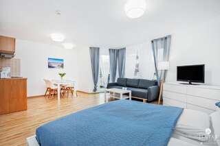 Апартаменты Jantar Apartamenty Sunny Olymp I Колобжег Номер-студио с кроватью размера "king-size" и диван-кроватью-9